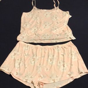 NWT Flora Nikrooz pink 2 piece floral pajama set with lace Size XL